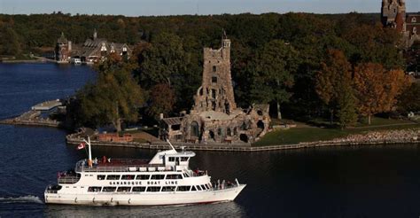 1000 island cruise from gananoque|1000 Inseln